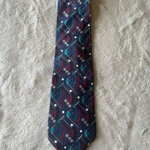 Halston Geometric Patterned Tie - Multicolor 100% Italian silk vintage